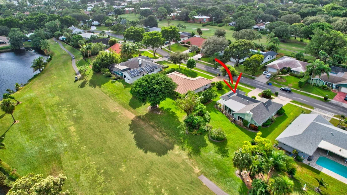 Photo of 3307 Lakeview Drive