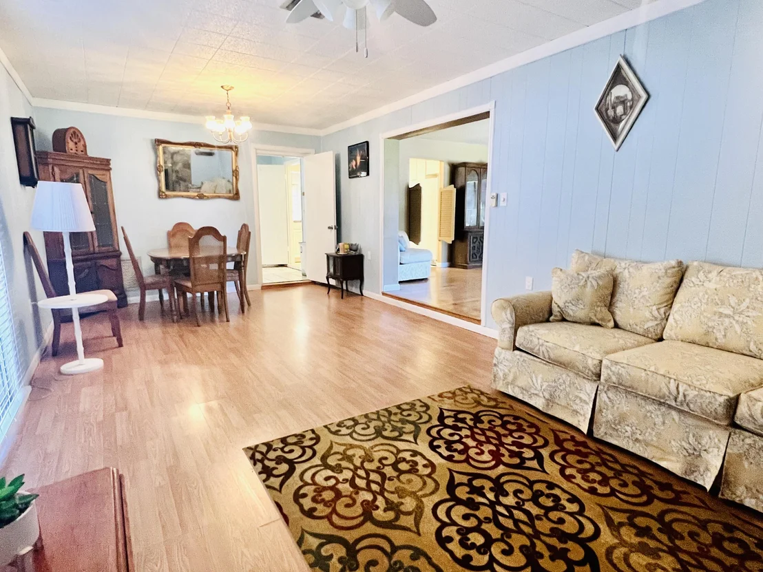 Photo of 1303 SE 8th Avenue