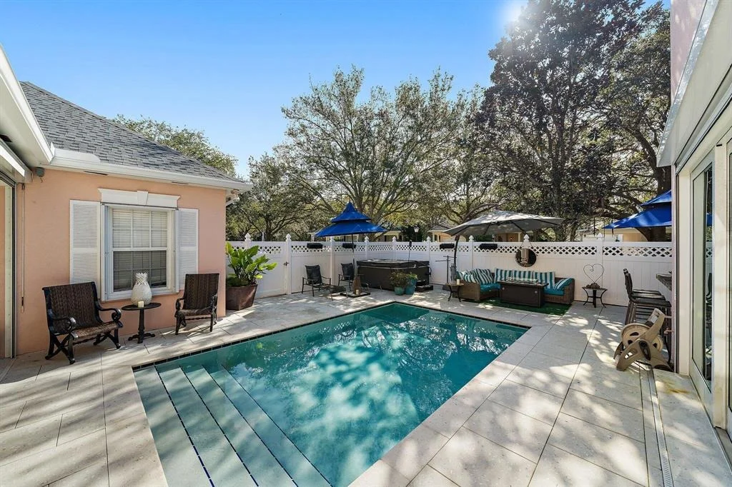 Photo of 313 Bougainvillea Drive