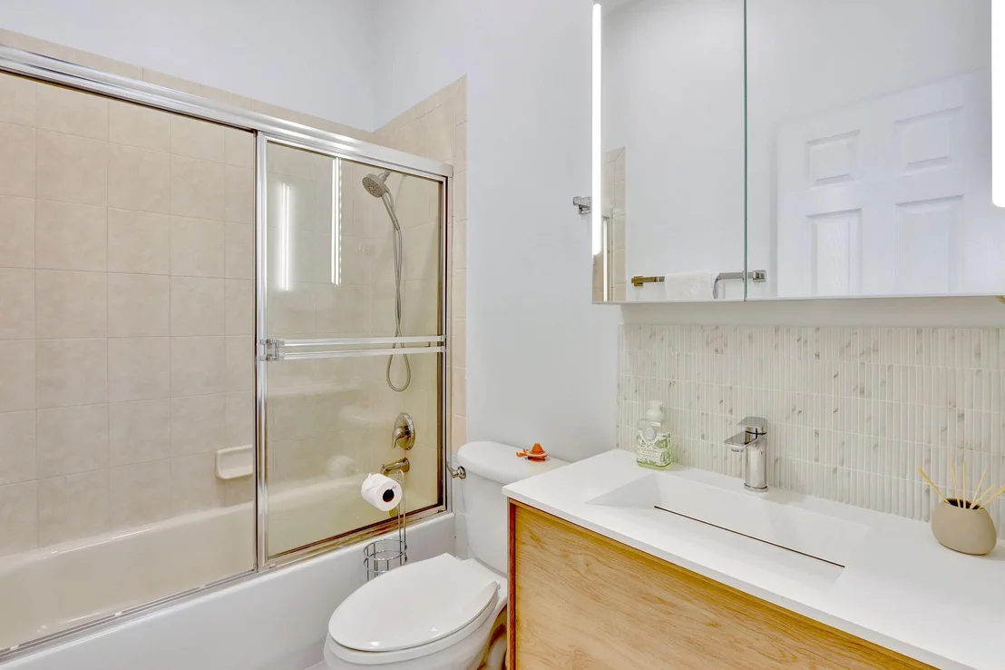 Photo of 4422 Laurel Place