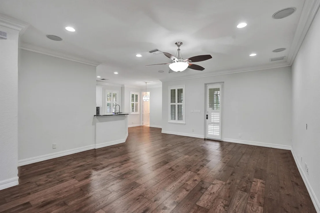 Photo of 115 Edenberry Avenue