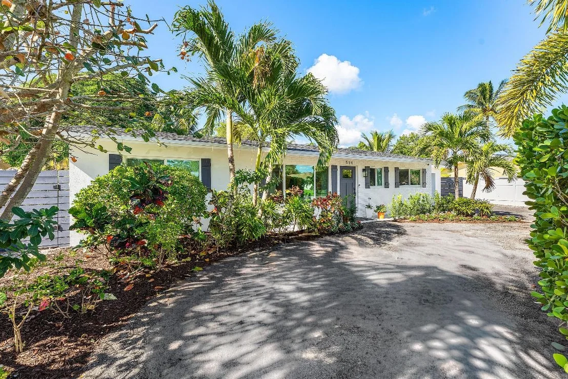 Photo of 514 N Dover Road