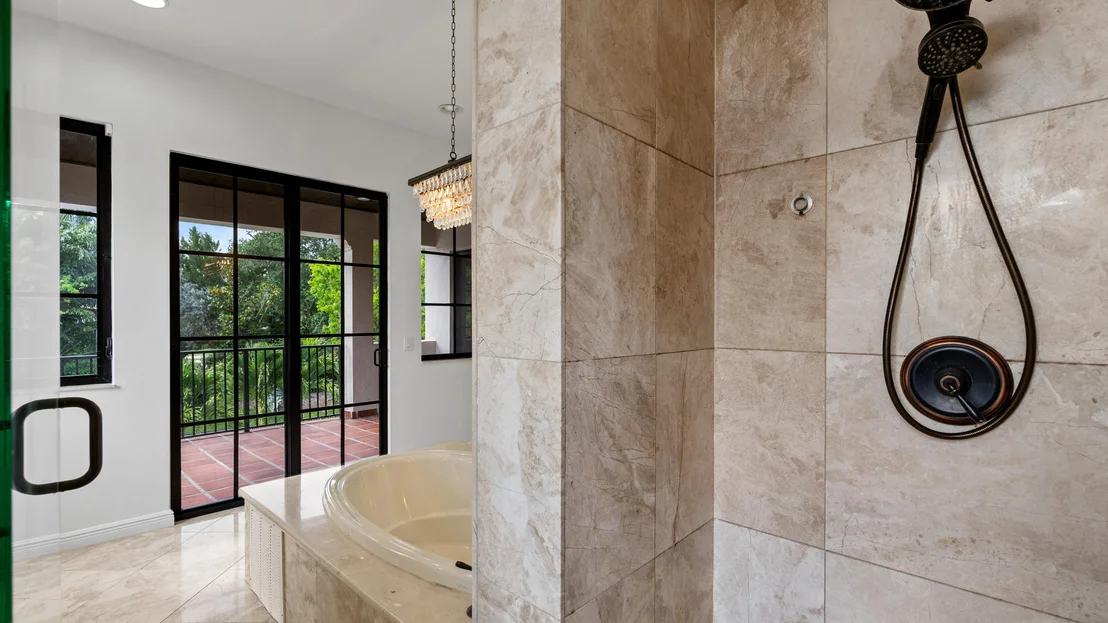 Photo of 9521 Eden Manor
