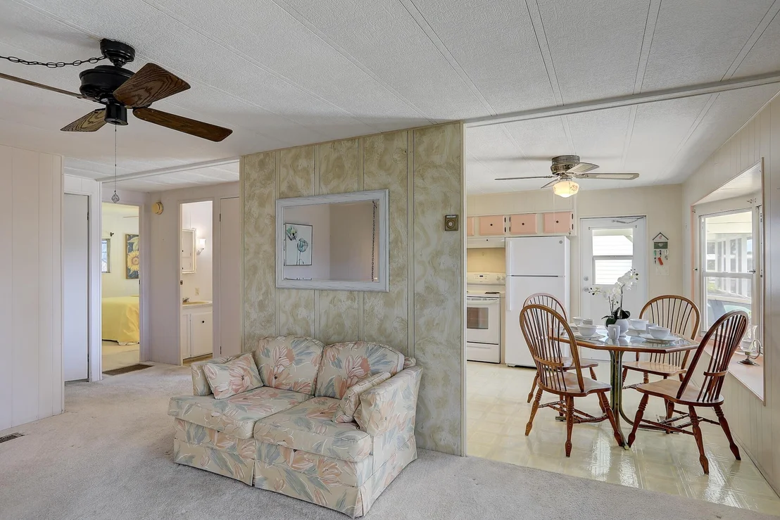 Photo of 912 Oriole Circle