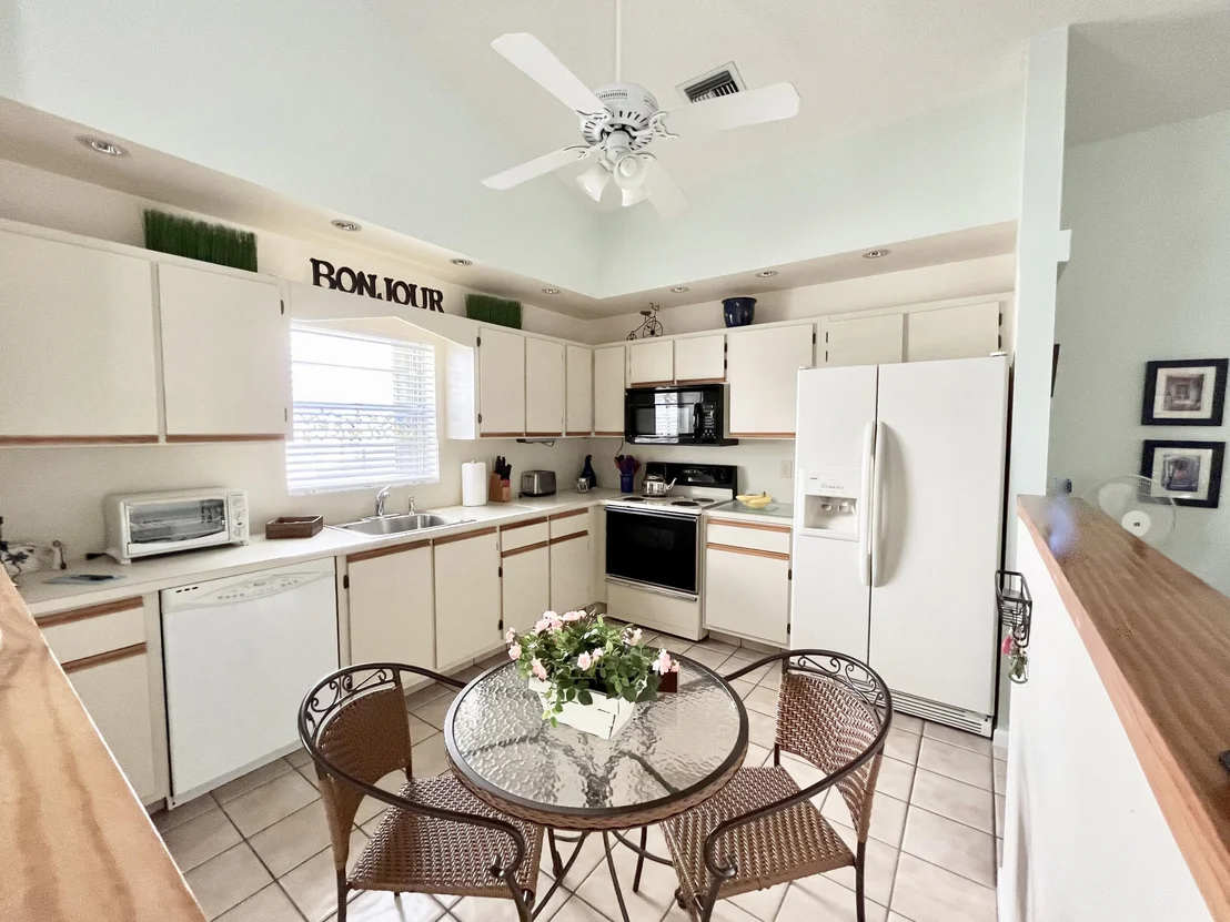 Photo of 3262 Anthony Circle N