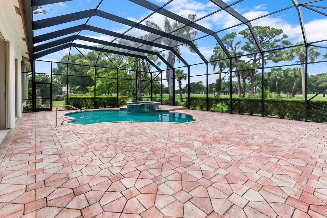 Photo of 9408 Meadowood Drive