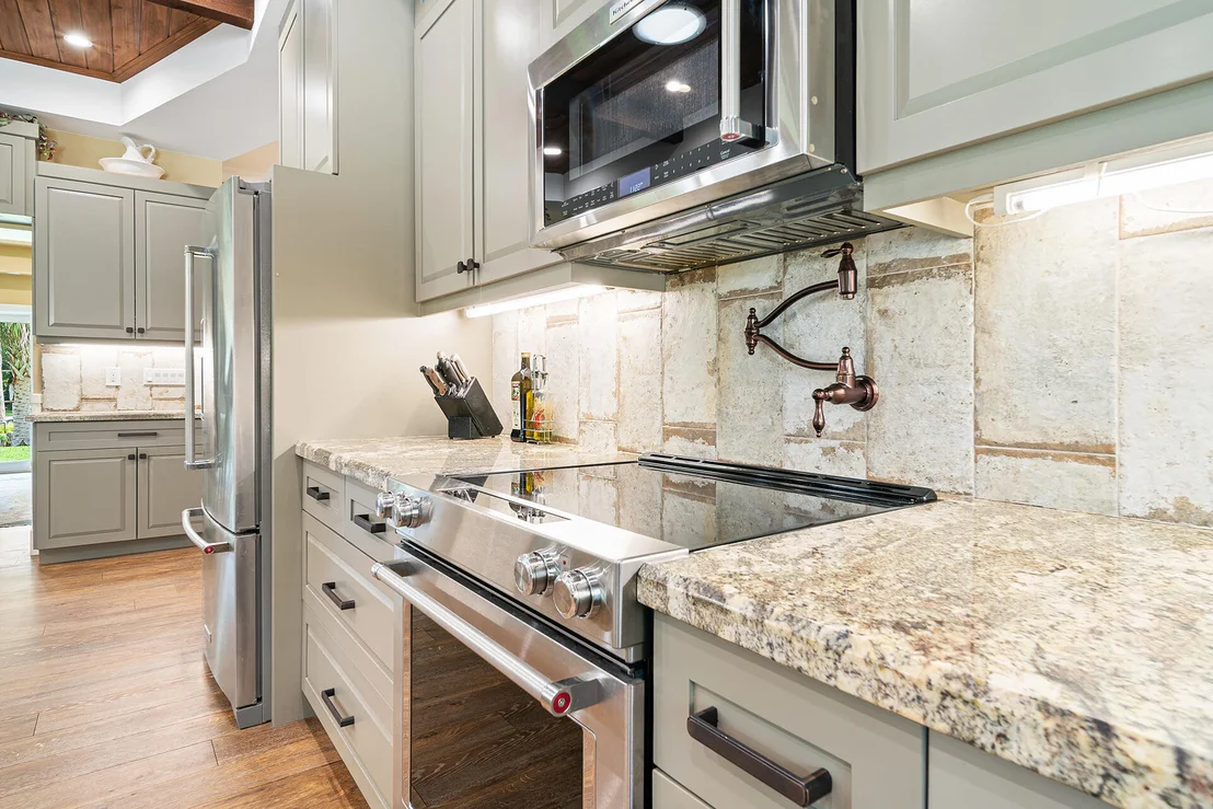 Photo of 6624 Dillman Road