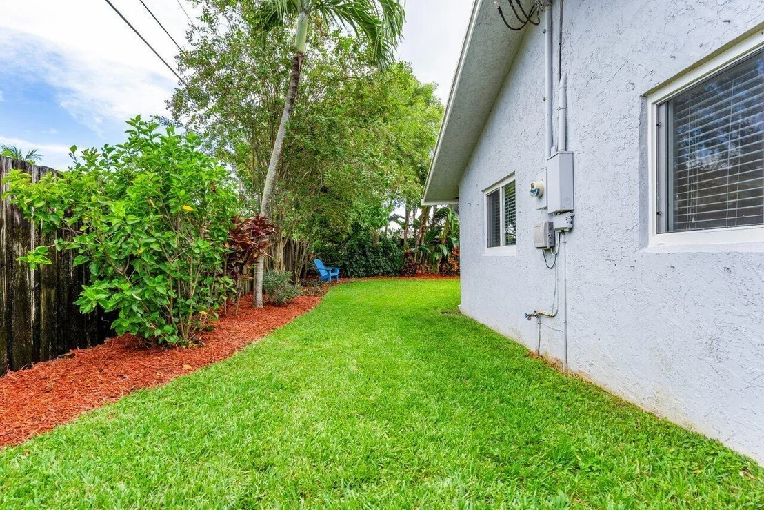 Photo of 609 Heron Drive