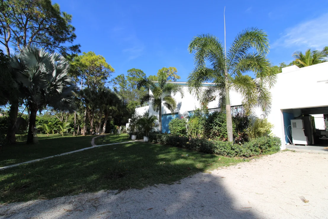 Photo of 930 RAMBLING DRIVE Circle