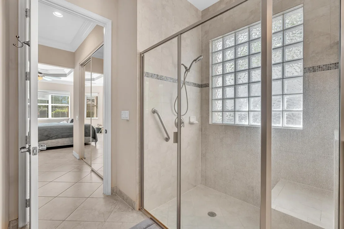 Photo of 9062 Meridian View Isle