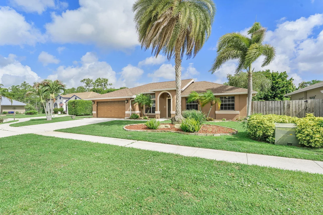 Photo of 112 Laurel Way