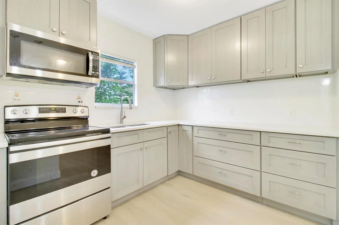 Photo of 848 Upland Road