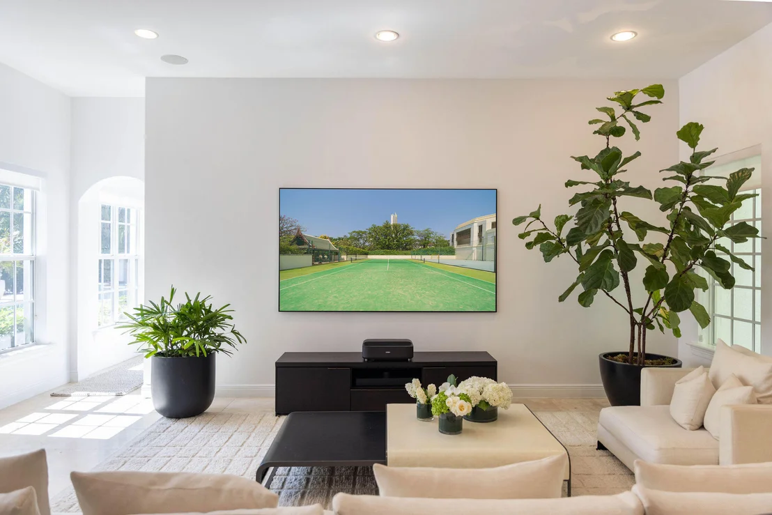 Photo of 3298 Greenway Drive