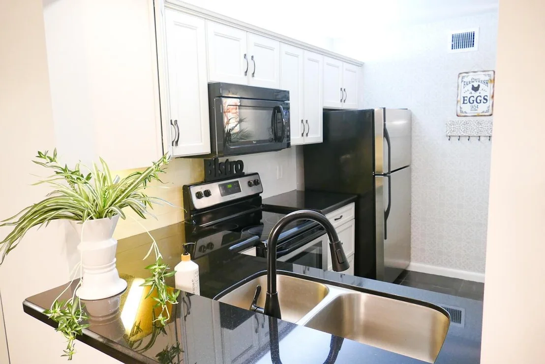 Photo of Unit D at 6468 Chasewood Drive