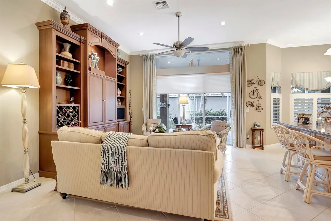 Photo of 6992 Pisano Drive