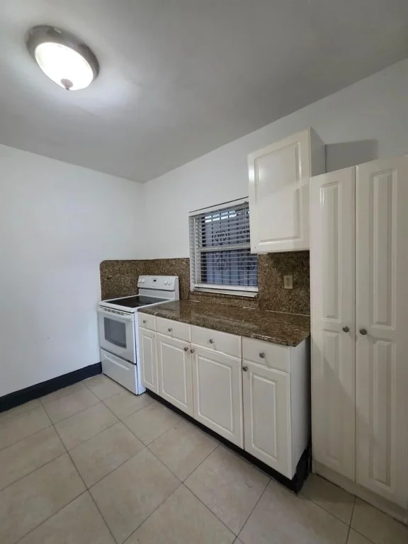 Photo of 8030 NW 36th Place