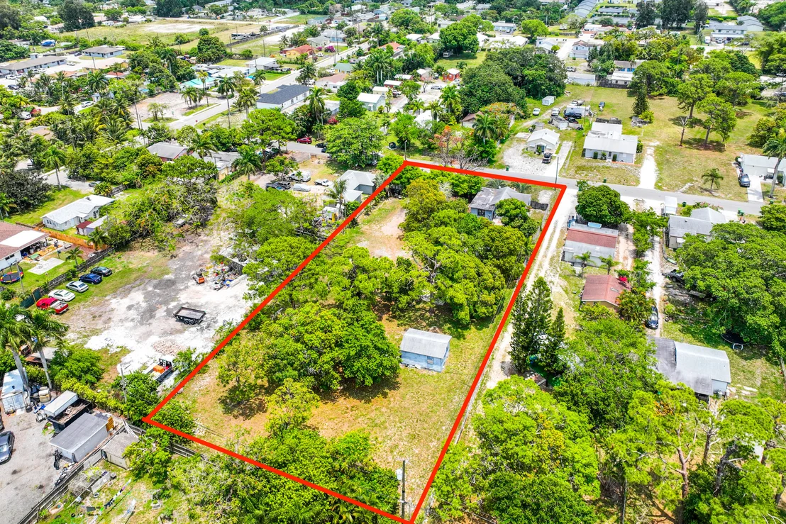 Photo of 3815 Gulfstream Road