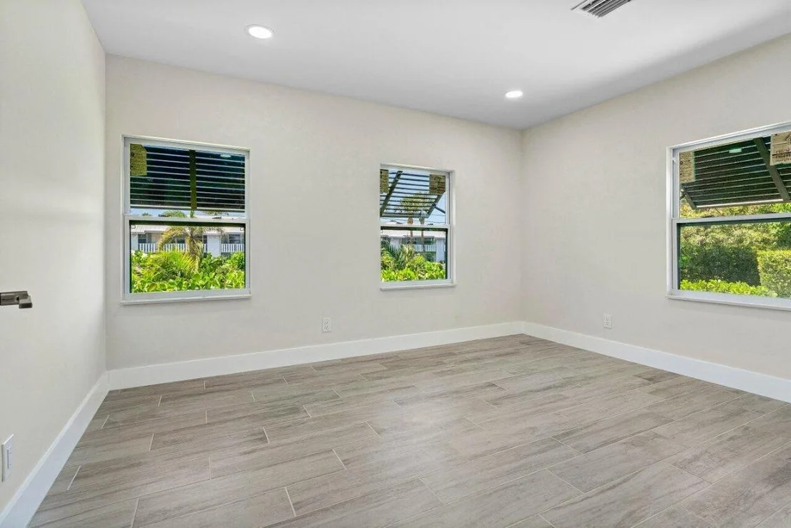 Photo of 5497 N Ocean Boulevard