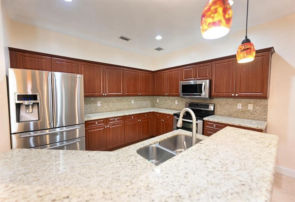 Photo of 5515 Mainship Drive