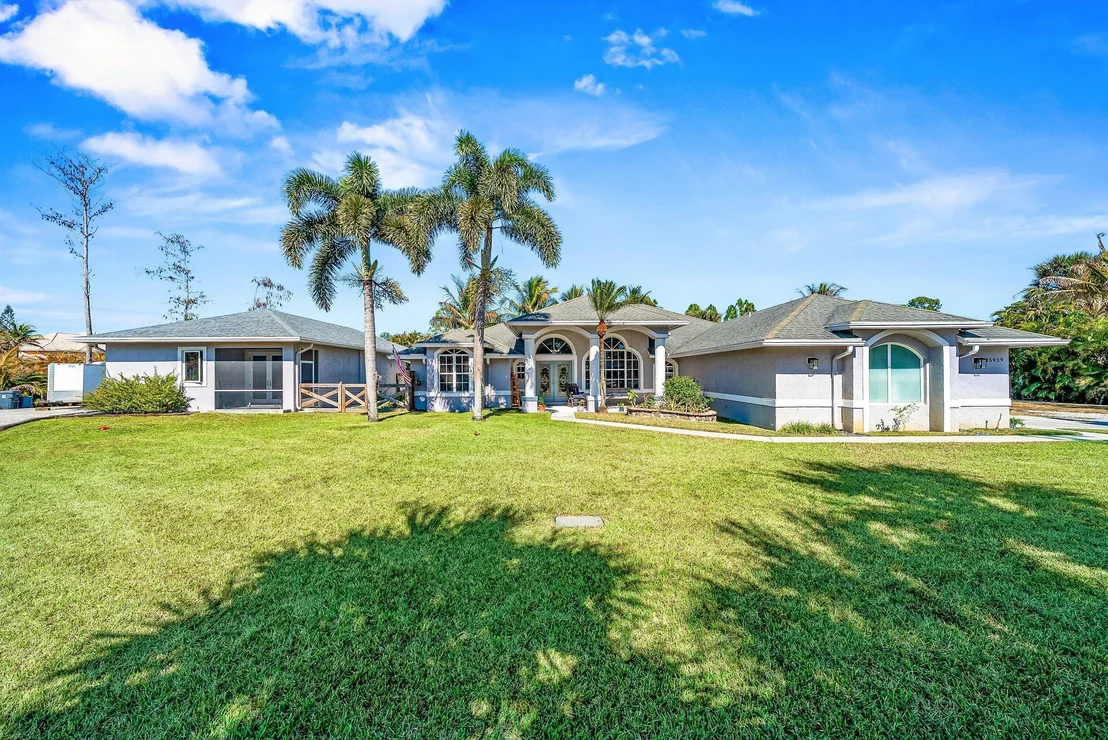 Photo of 15929 86th Road N