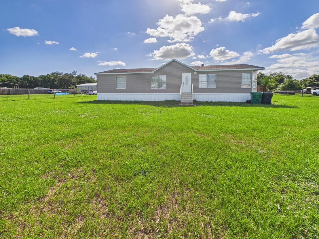 Photo of 17090 NW 38th Avenue