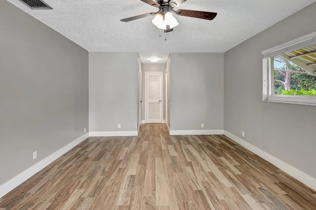 Photo of 625 Sunshine Drive