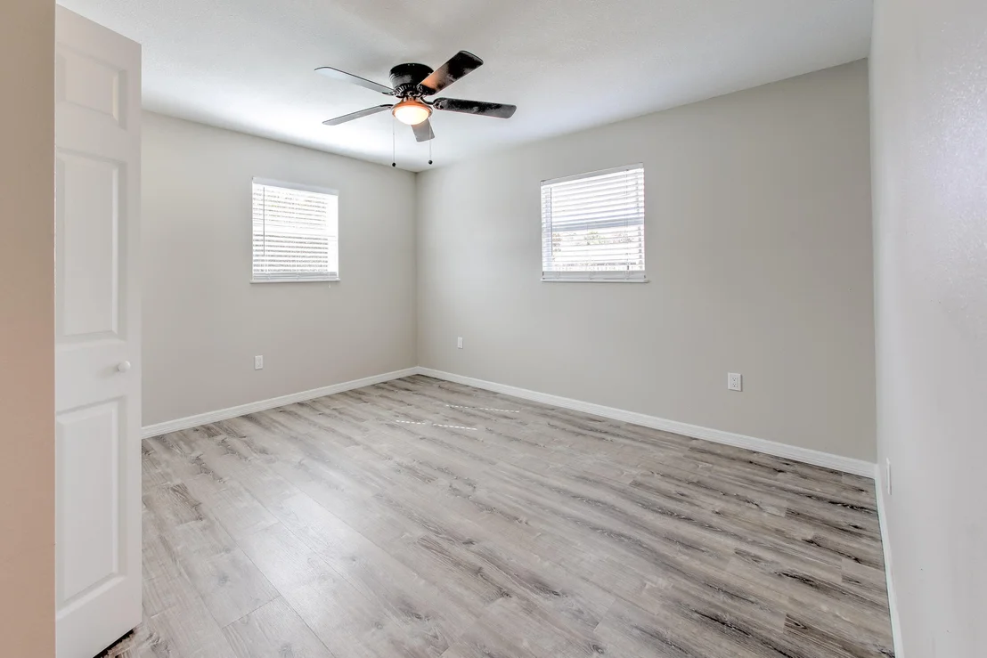 Photo of 5103 Sunset Boulevard