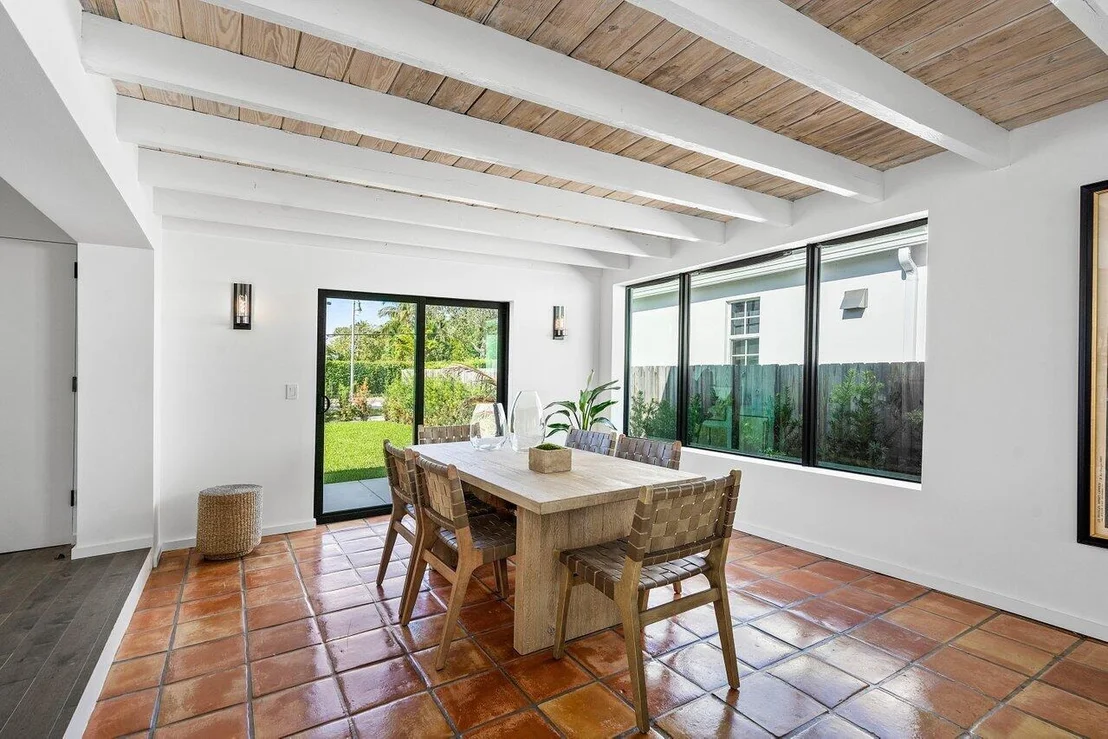 Photo of 245 Ellamar Road