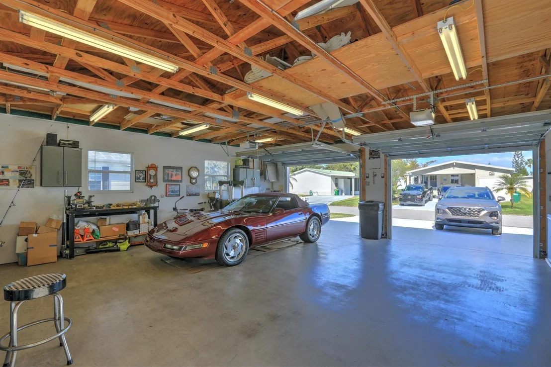 Photo of 955 Wren Circle