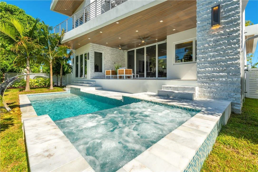 Photo of 4610 Alton Road