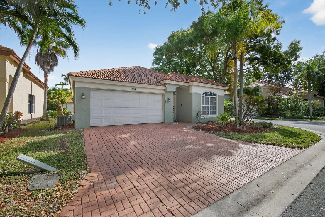 Photo of 5156 Elpine Way