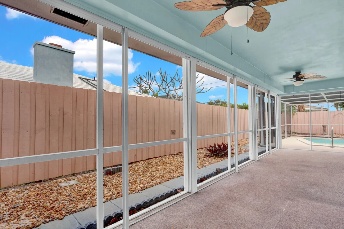 Photo of 3 SE Paddock Circle