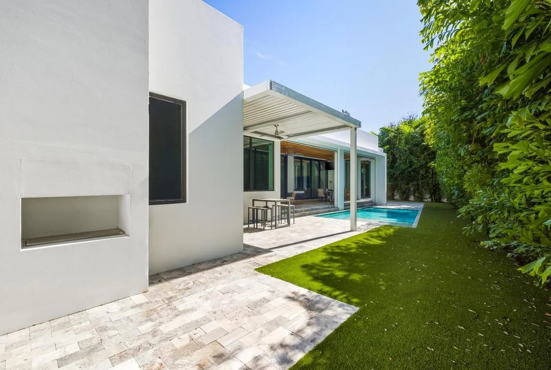 Photo of 10 Coconut Road