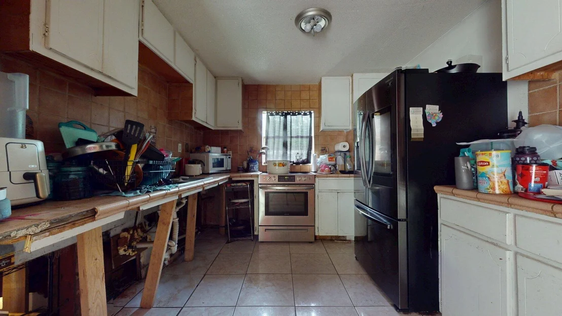 Photo of 1112 NW 2ND Street