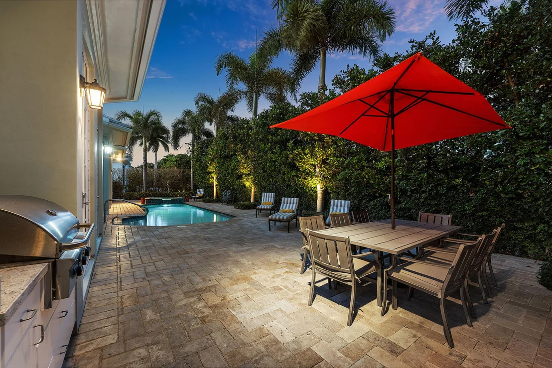 Photo of 2460 Queen Palm Road