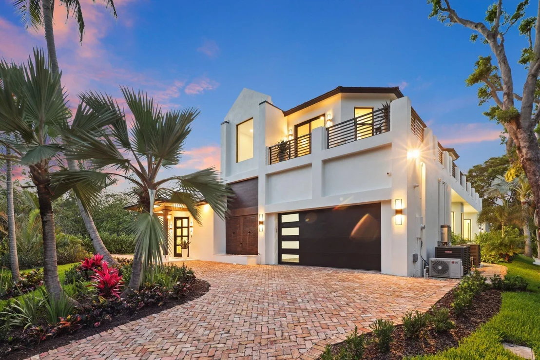 Photo of 23 COCONUT Lane