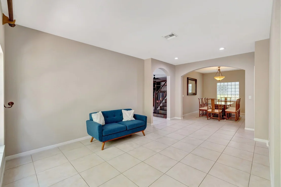 Photo of 6788 Hendry Drive