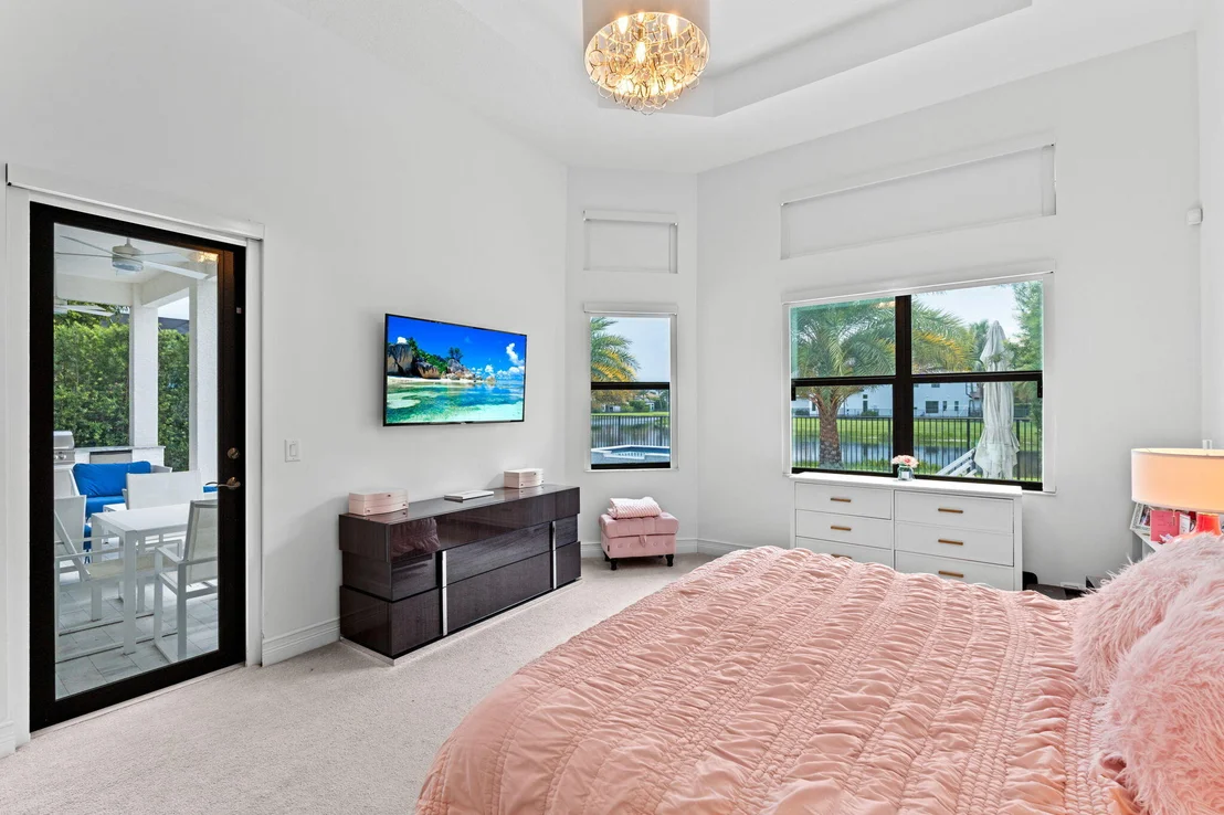 Photo of 16813 PAVILION Way