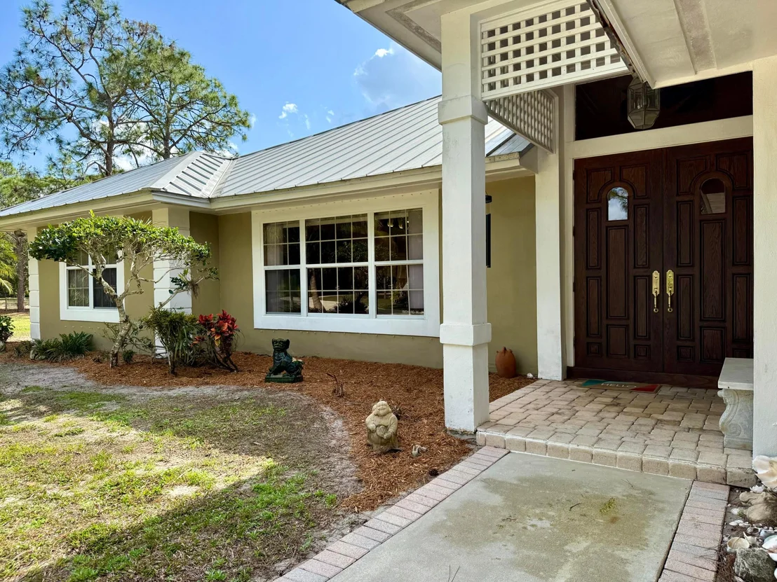 Photo of 2884 SE Ranch Acres Circle