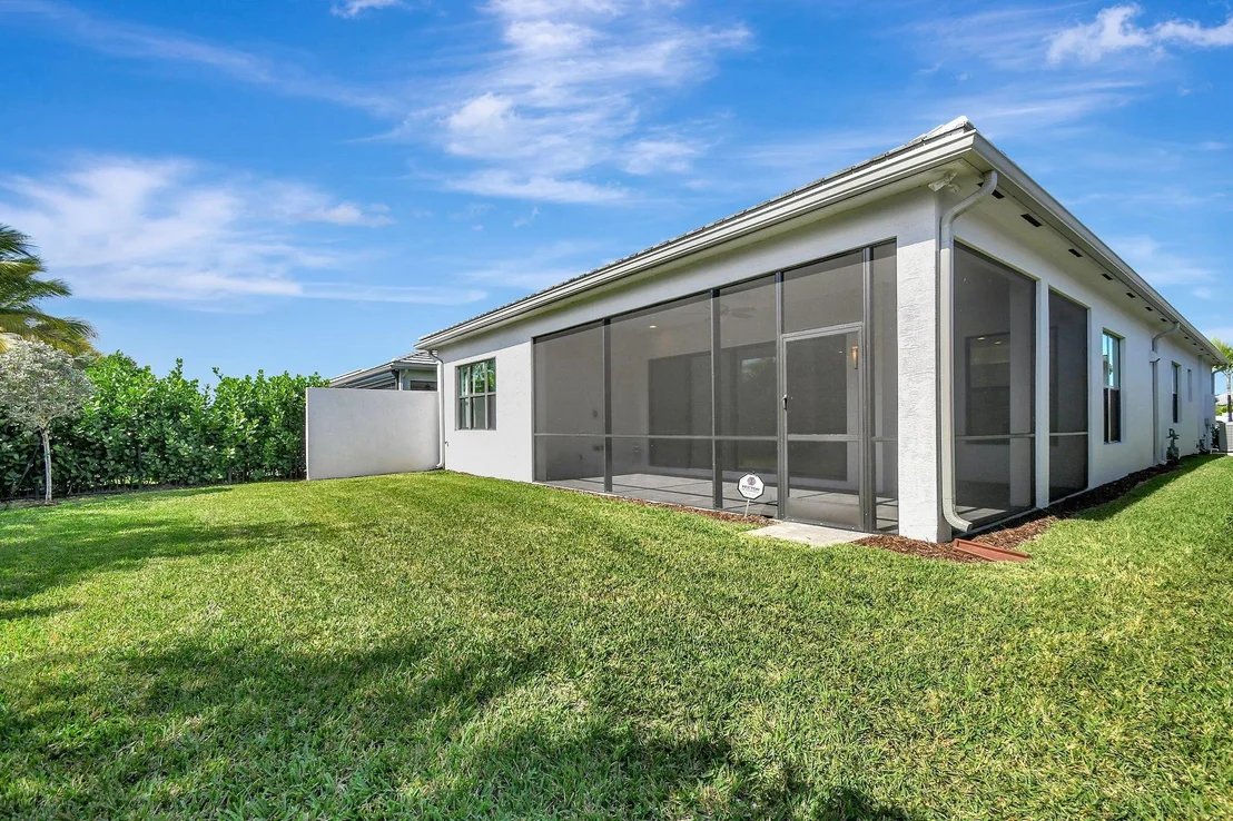 Photo of 9375 Mountain Pine Grove