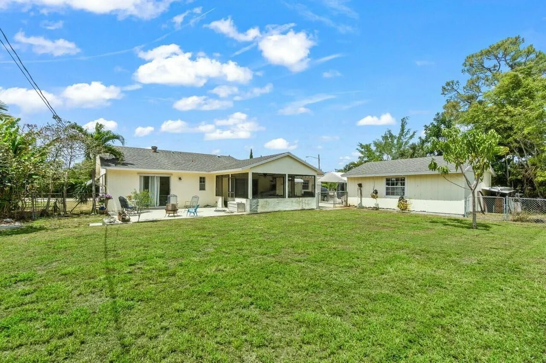 Photo of 3556 Pinehurst Drive