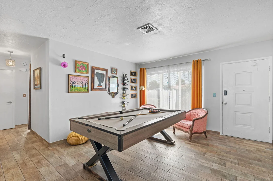 Photo of 240 SE 2nd Avenue