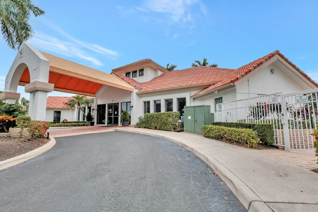 Photo of 1039 Egret Circle N