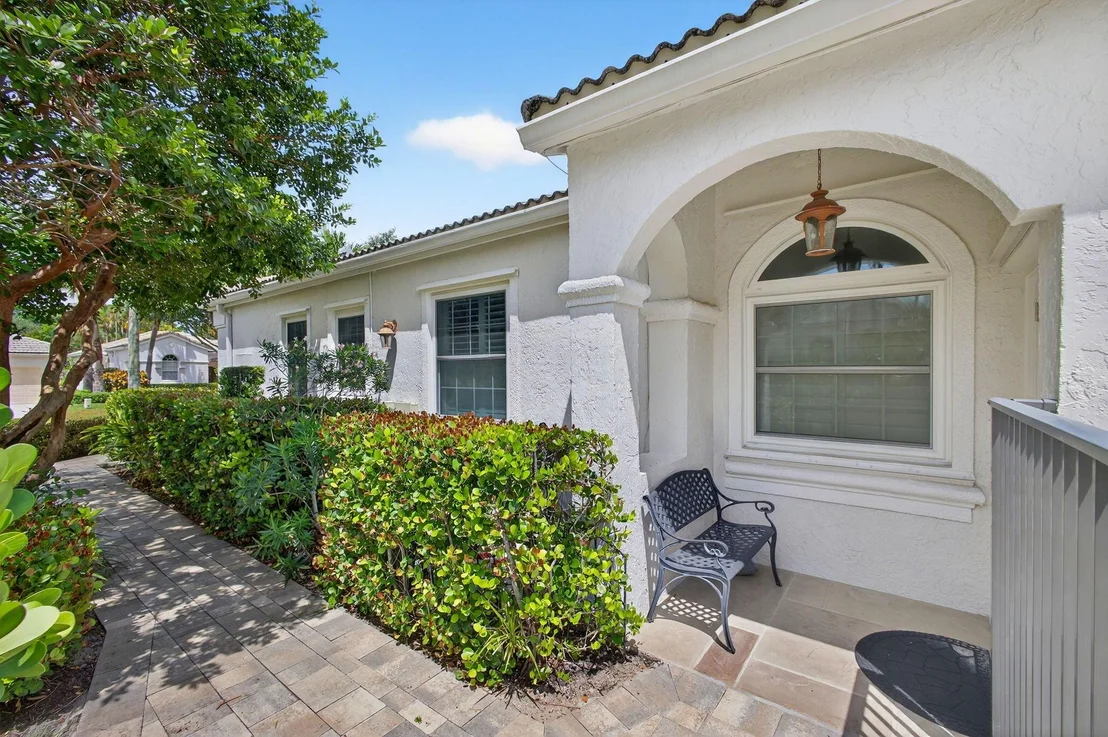 Photo of 2060 Cezanne Road