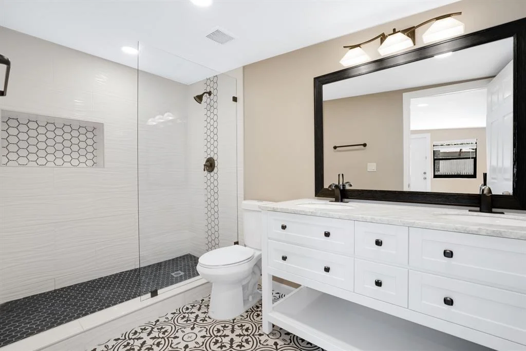 Photo of 4353 Gulfstream Road