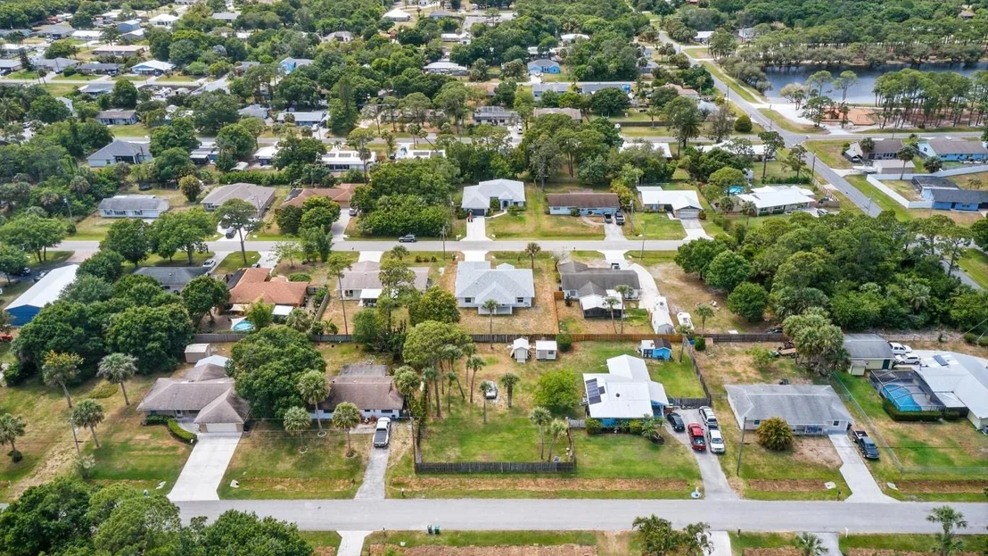Photo of 5104 Birch Drive