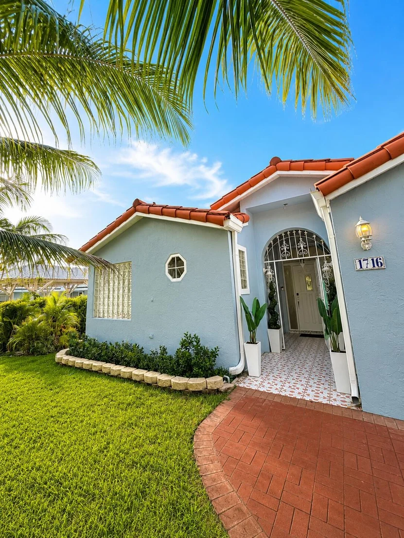 Photo of 1716 Pierce Drive