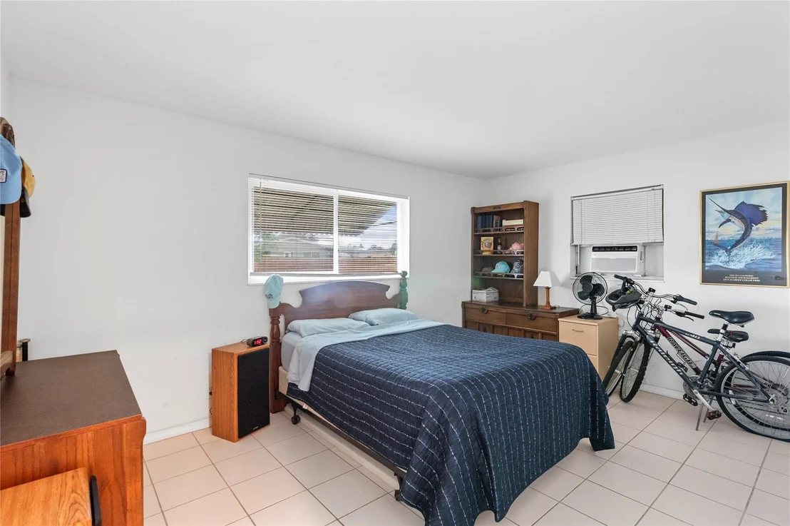 Photo of 313 SE 3rd Terrace