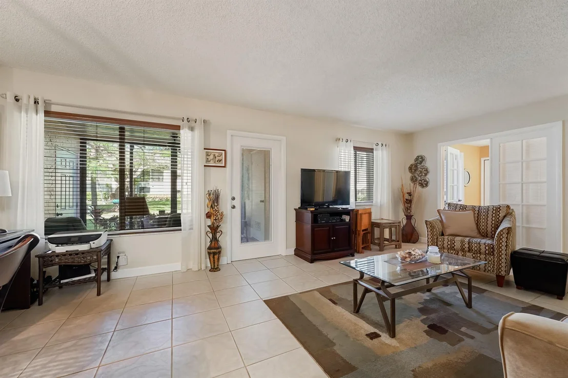 Photo of Unit C1 at 322 Pine Ridge Circle