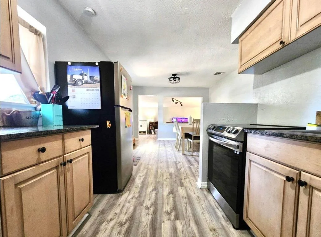 Photo of 3307 NW 33rd Avenue